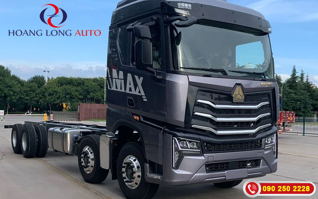 Cận cạnh xe đầu kéo Howo Max 400HP